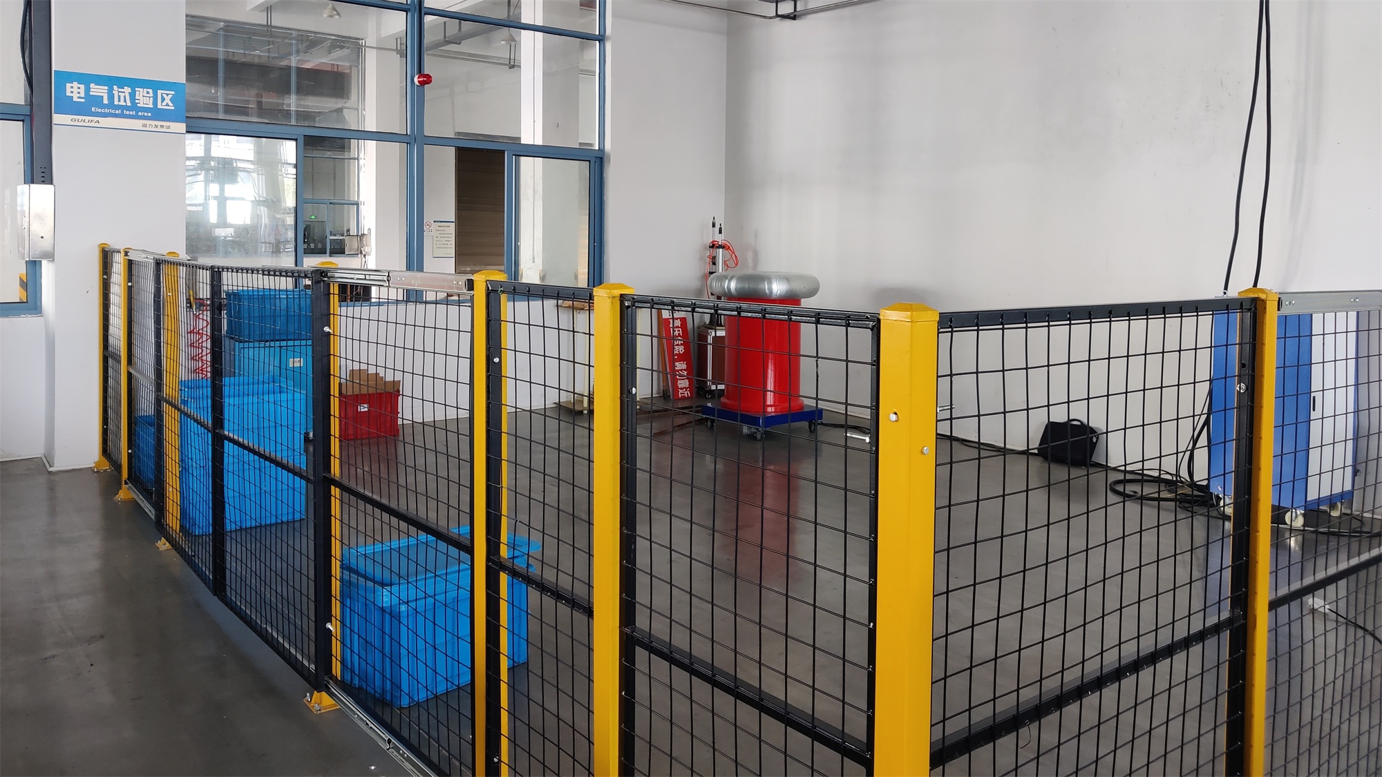 電力檢測設(shè)備客戶試驗現(xiàn)場 電力檢測設(shè)備客戶試驗現(xiàn)場